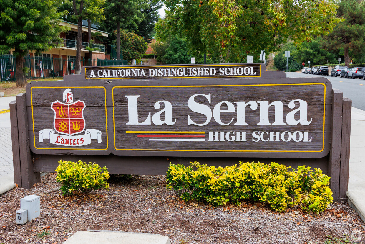 La Serna High School